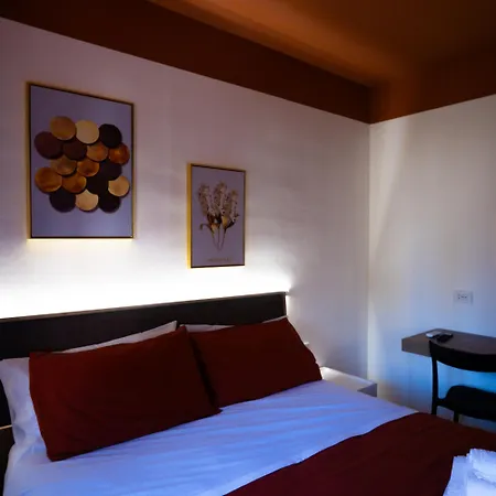 Pellarooms Quality Beb Bed & Breakfast