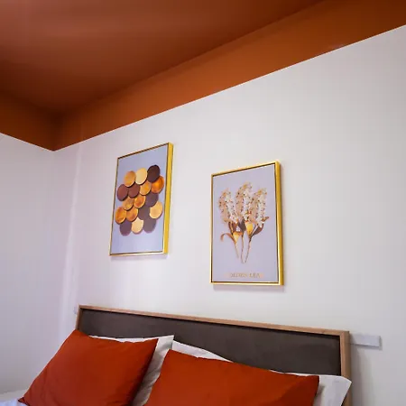 Pellarooms Quality Beb Bed & Breakfast *